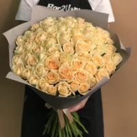 Букет из 71 кремовой розы (60 см)