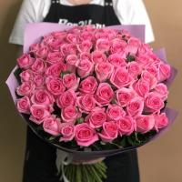 Букет из 61 розовой розы (60 см)
