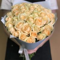 Букет из 41 кремовой розы (40  см)